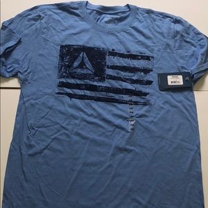 Men’s T-Shirt size L